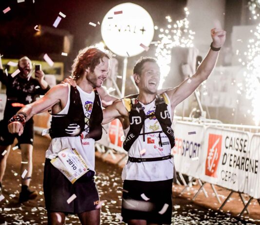 Jung et Pommeret main dans la main