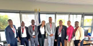 Amélie Oudéa-Castéra, présidente du CNOSF est à La Réunion